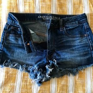 American Eagle Hi-Rise Festival Shorts